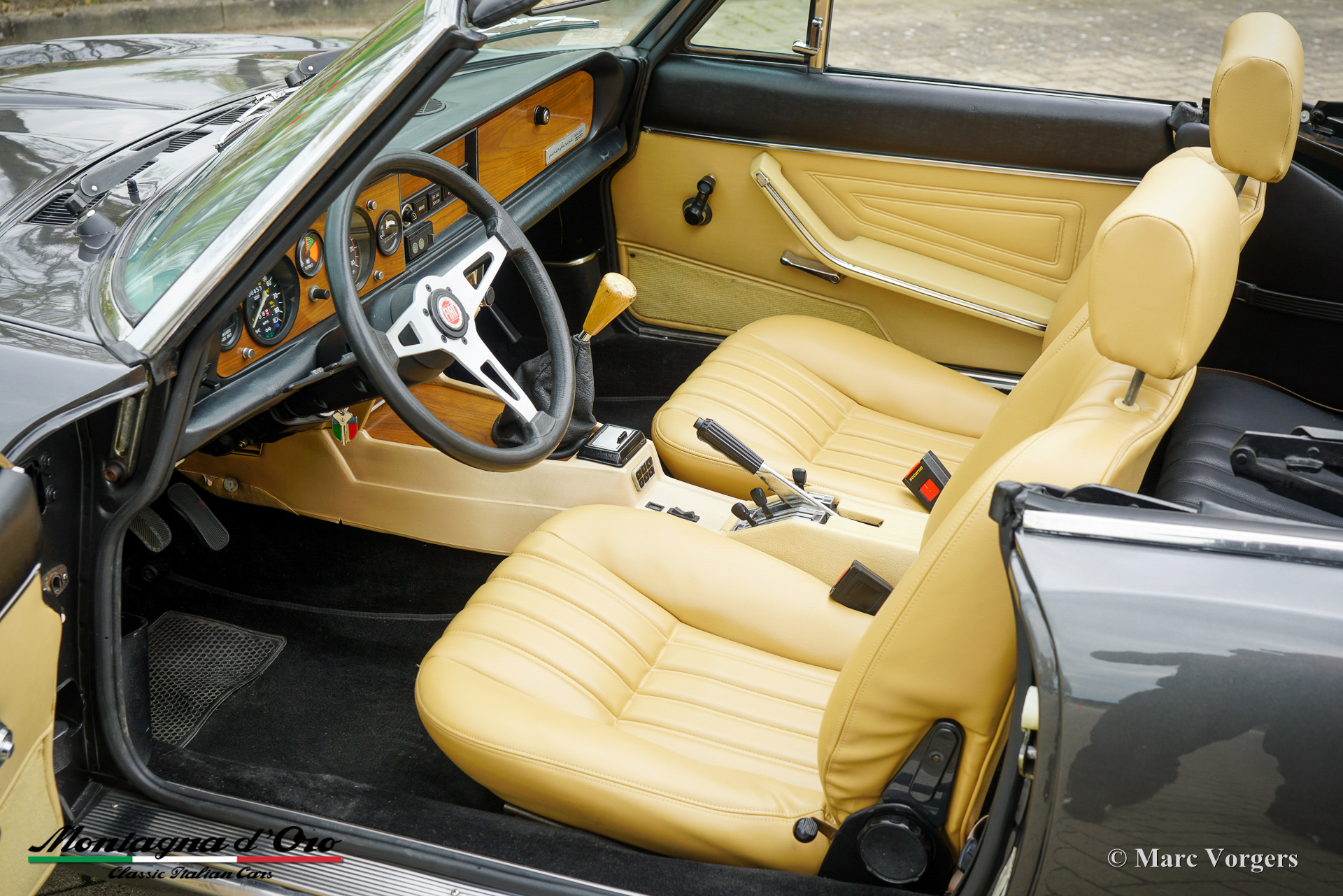 Fiat-spider-2000-Turbo-USA-1982-Dark-Grey-Gris-Fonce-Metallic-05