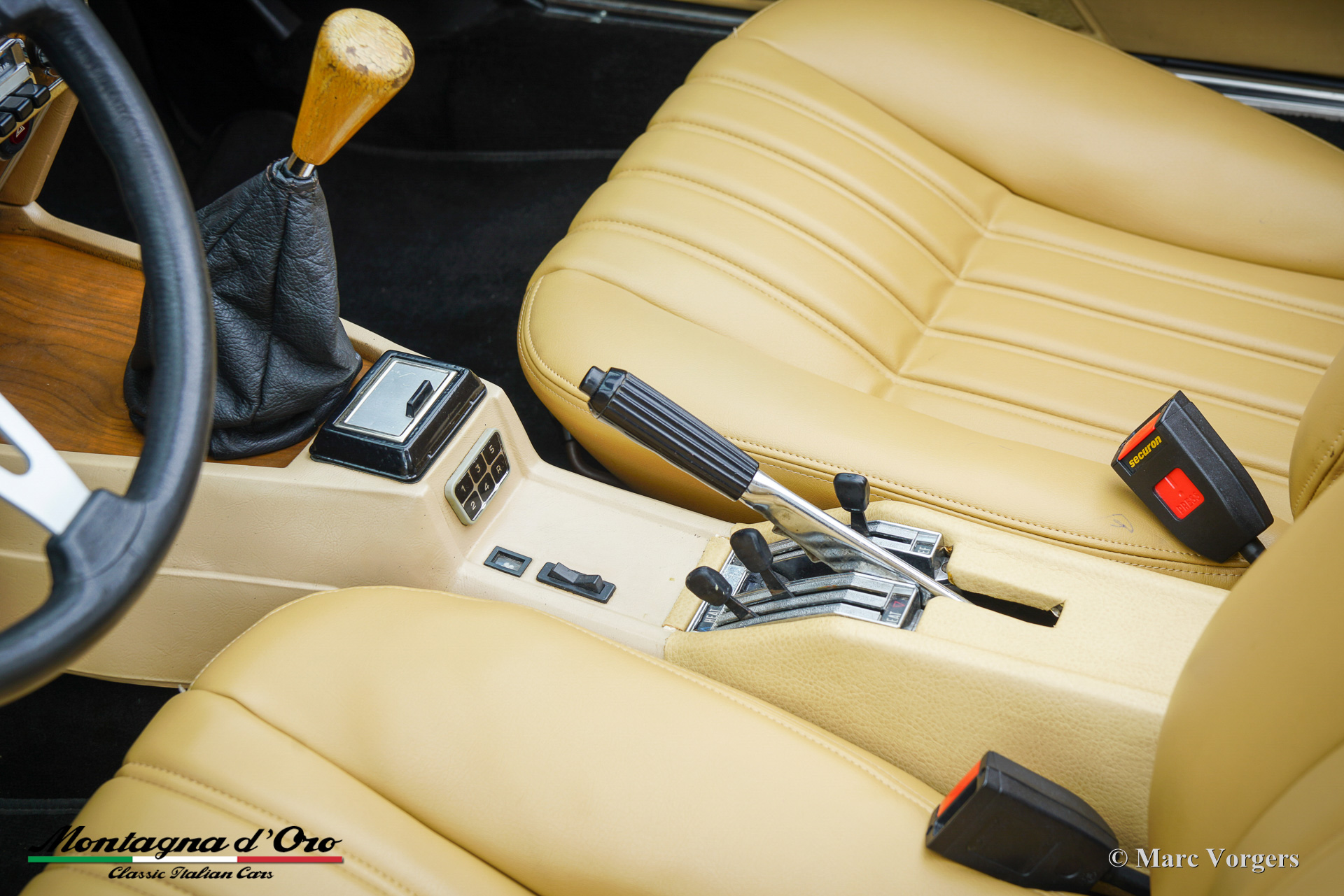 Fiat-spider-2000-Turbo-USA-1982-Dark-Grey-Gris-Fonce-Metallic-08