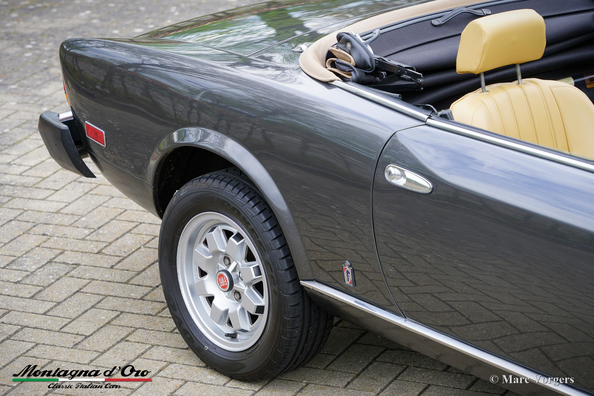 Fiat-spider-2000-Turbo-USA-1982-Dark-Grey-Gris-Fonce-Metallic-34