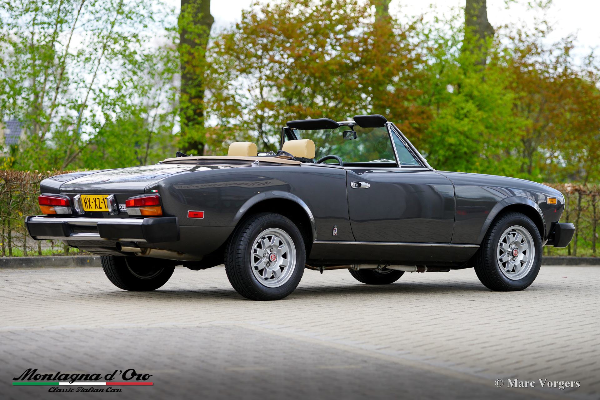 Fiat-spider-2000-Turbo-USA-1982-Dark-Grey-Gris-Fonce-Metallic-41