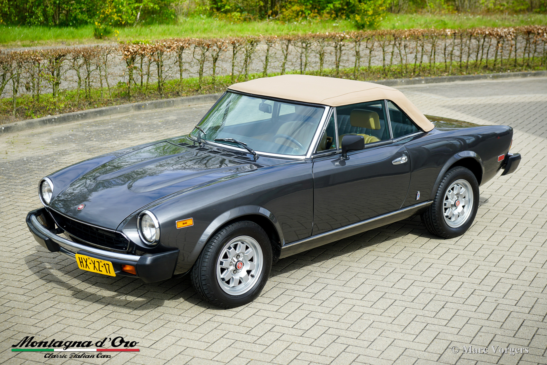 Fiat-spider-2000-Turbo-USA-1982-Dark-Grey-Gris-Fonce-Metallic-47