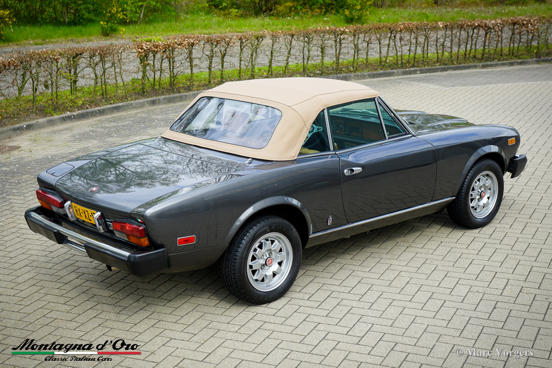 Fiat-spider-2000-Turbo-USA-1982-Dark-Grey-Gris-Fonce-Metallic-49