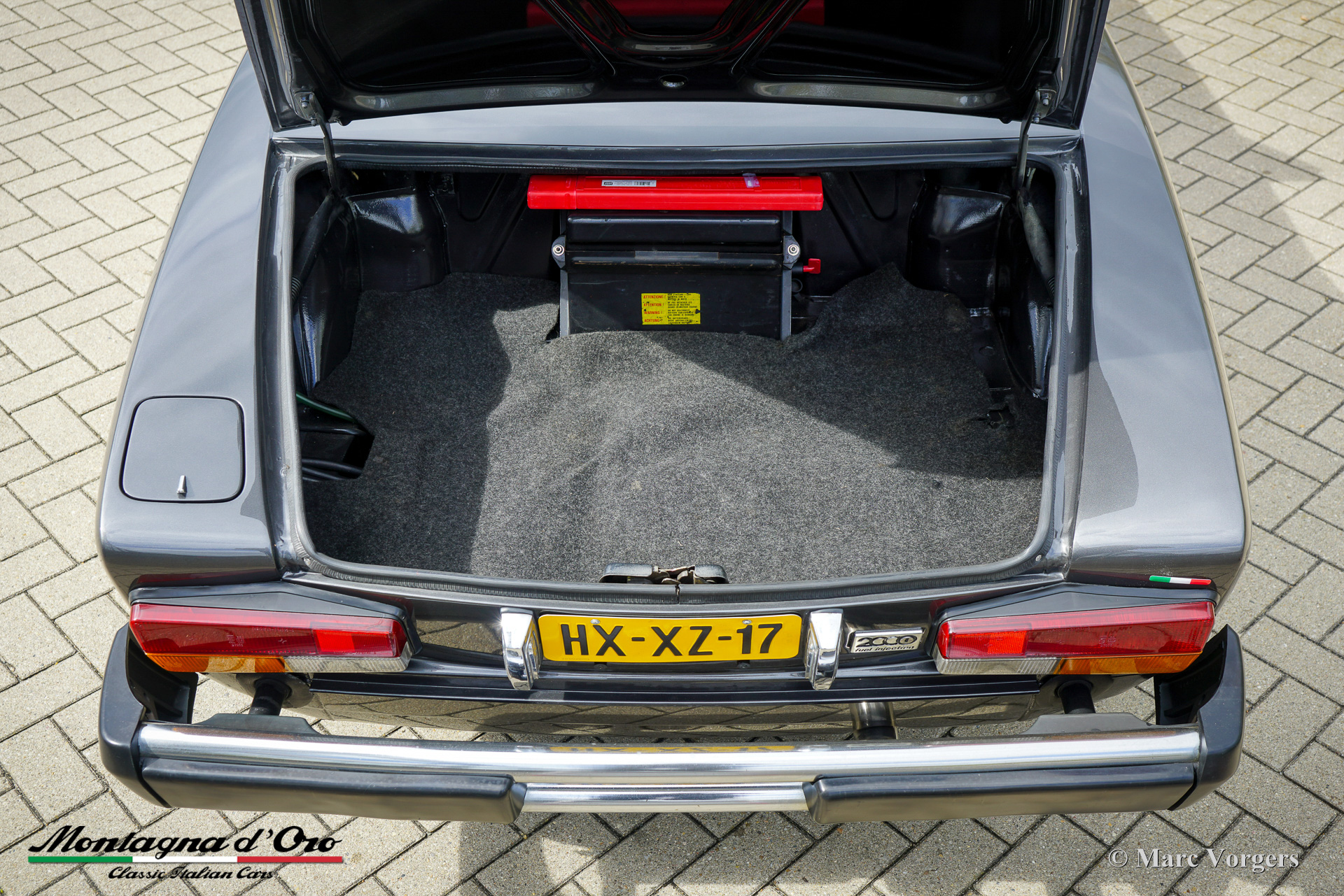 Fiat-spider-2000-Turbo-USA-1982-Dark-Grey-Gris-Fonce-Metallic-53