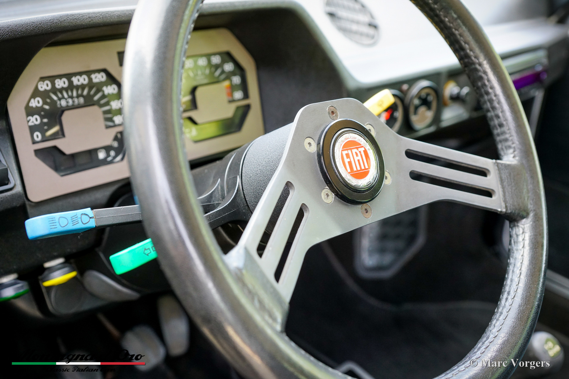 Fiat-127-Sport-70HP-1980-Siver-Metallic-Grigio-Metallizzato-38