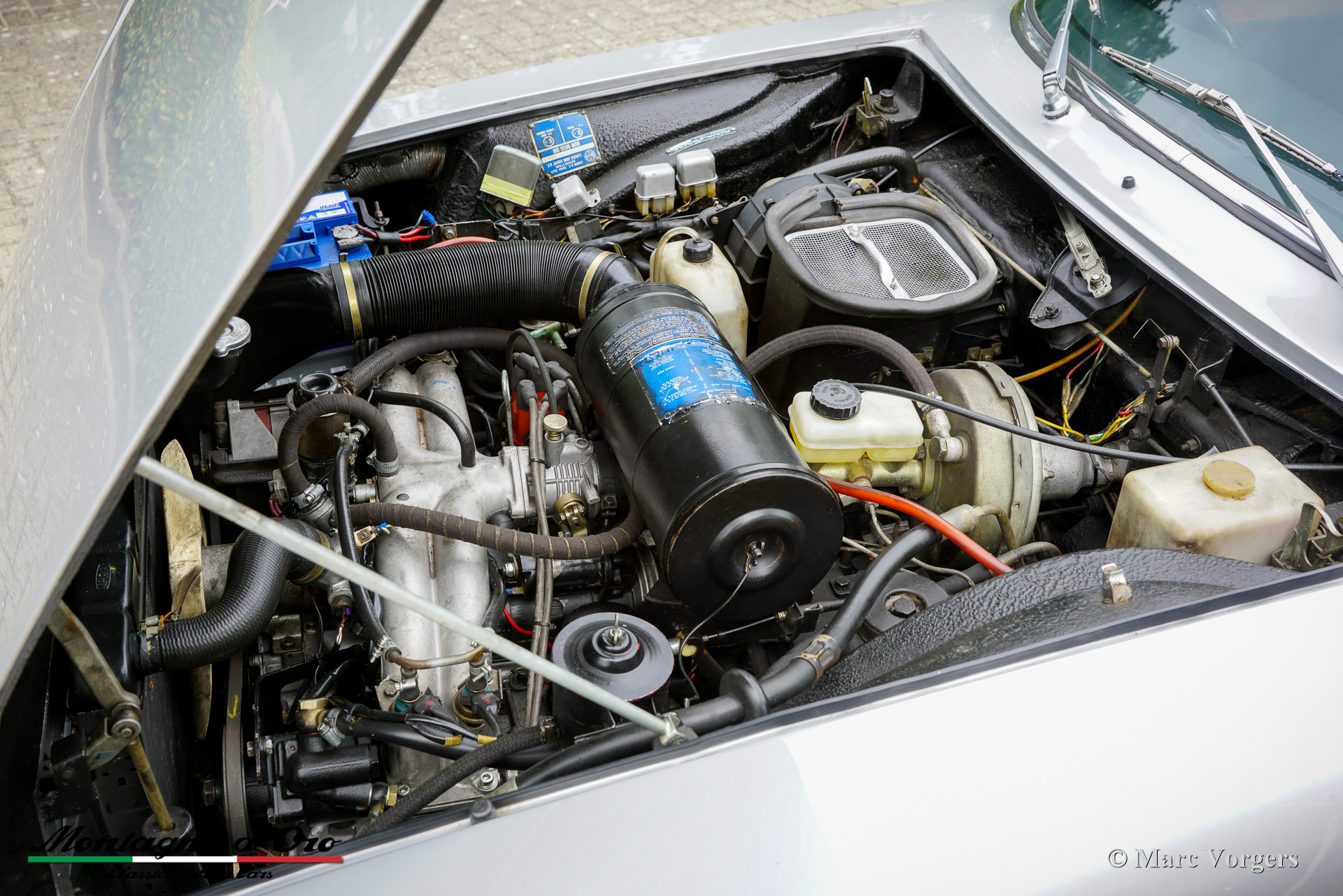 Lancia-2000-HF-Coupe-Silver-Argent-Silber-Metallic-22