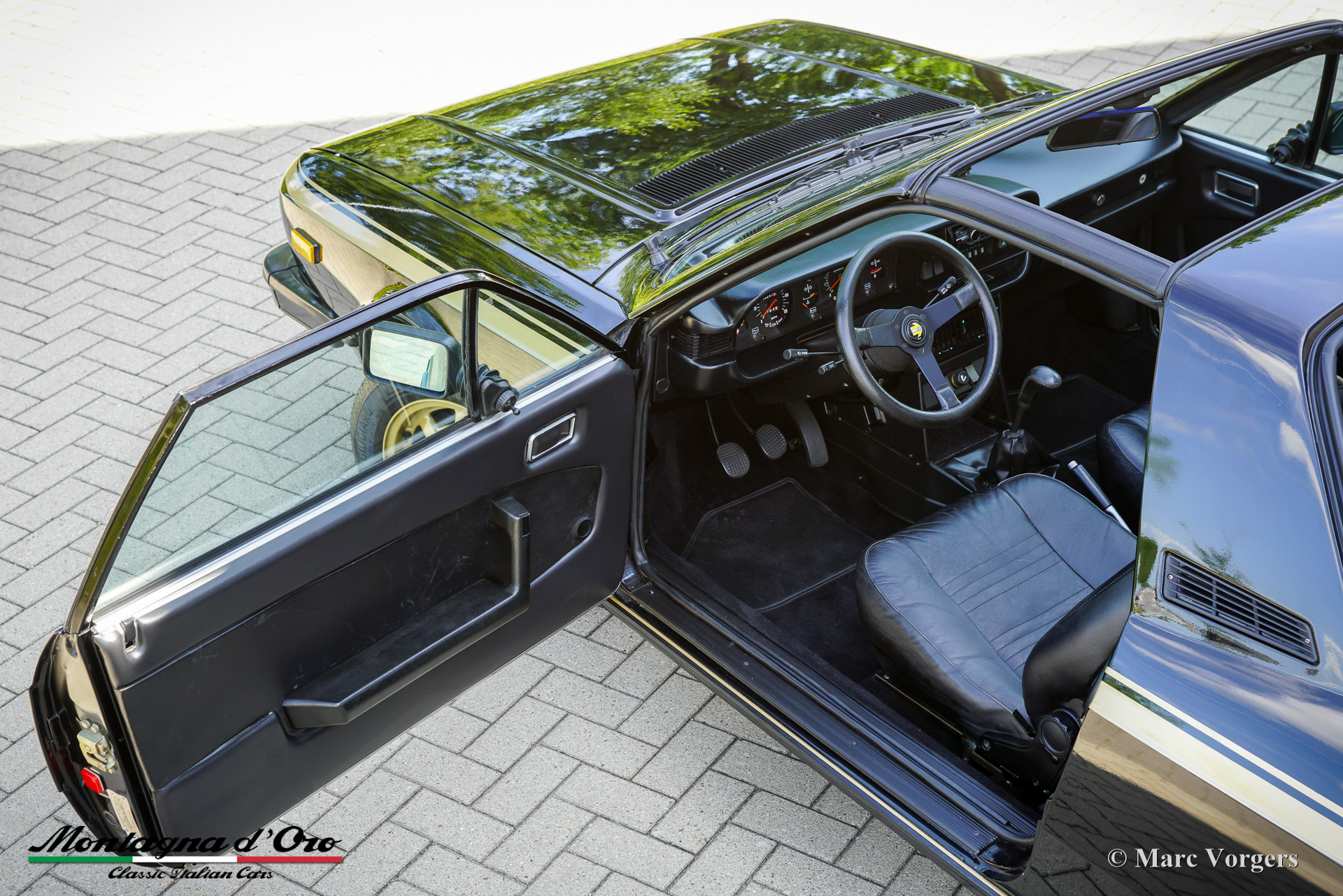 Lancia-Beta-2000-Spider-Zagato-1981-John-Player-Special-Black-Gold-36