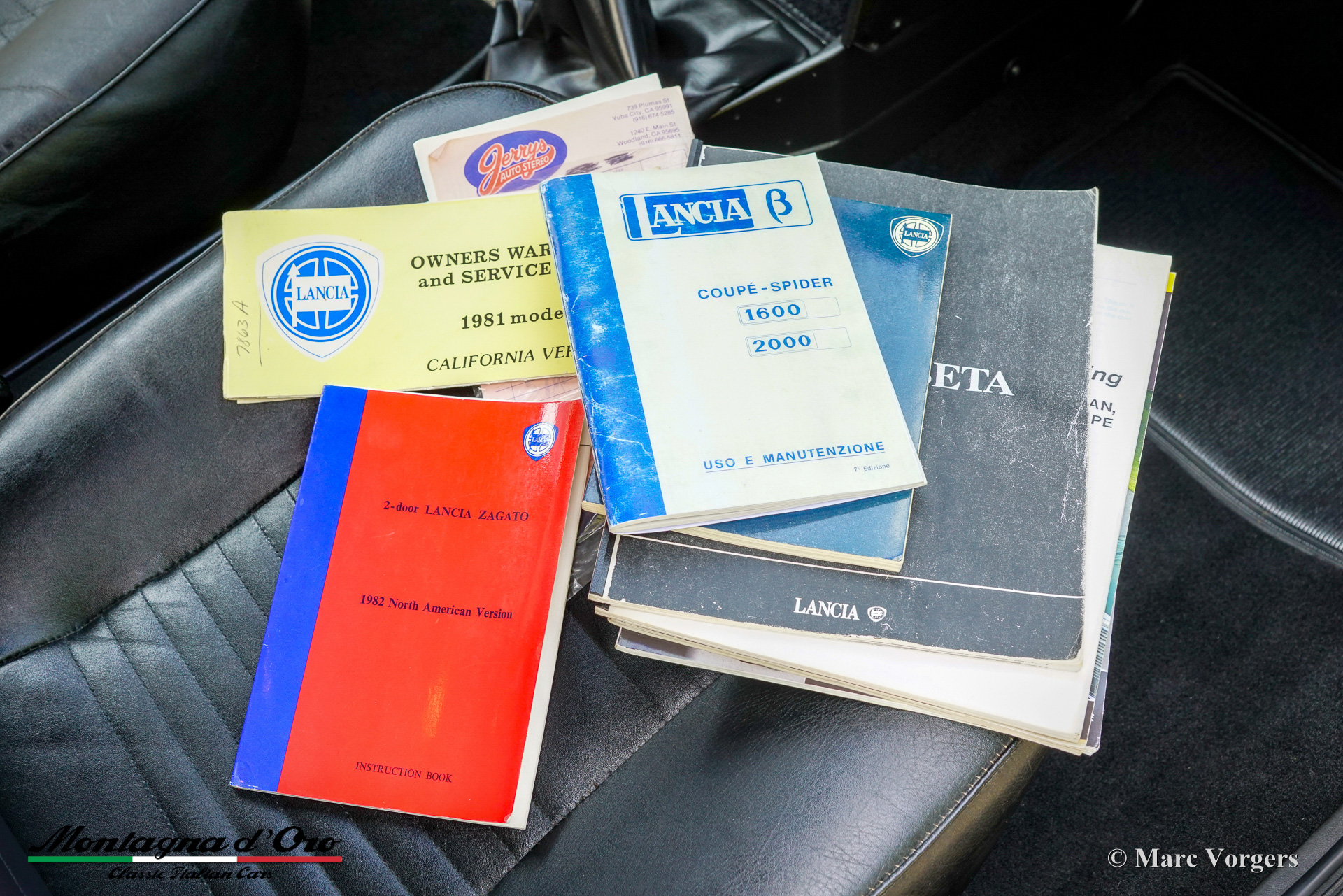 Lancia-Beta-2000-Spider-Zagato-1981-John-Player-Special-Black-Gold-38