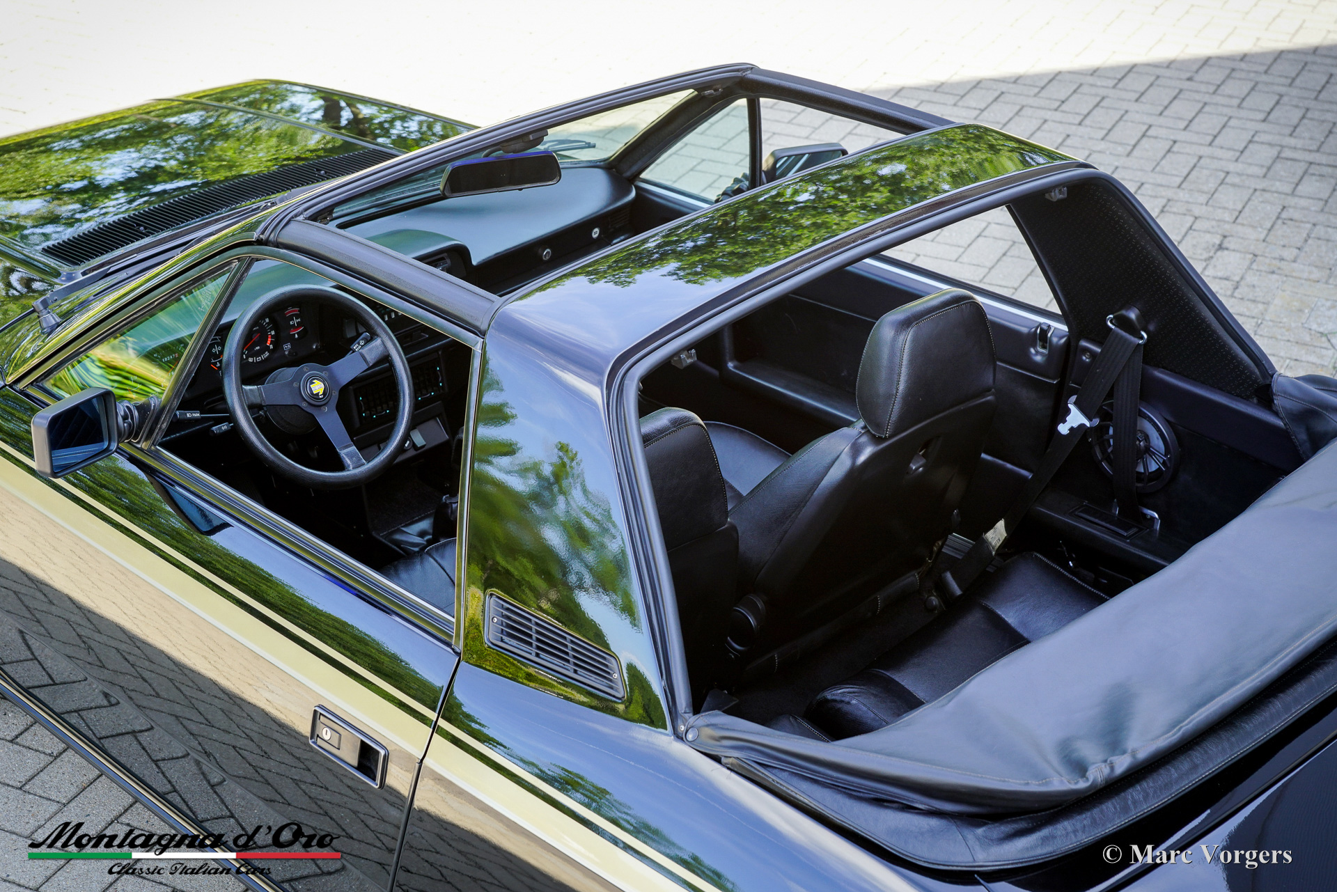 Lancia-Beta-2000-Spider-Zagato-1981-John-Player-Special-Black-Gold-40