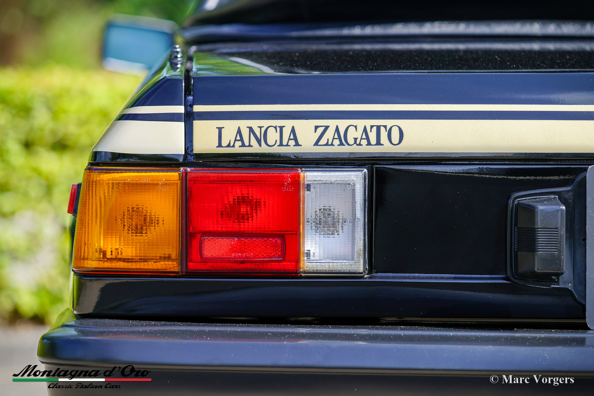 Lancia-Beta-2000-Spider-Zagato-1981-John-Player-Special-Black-Gold-49