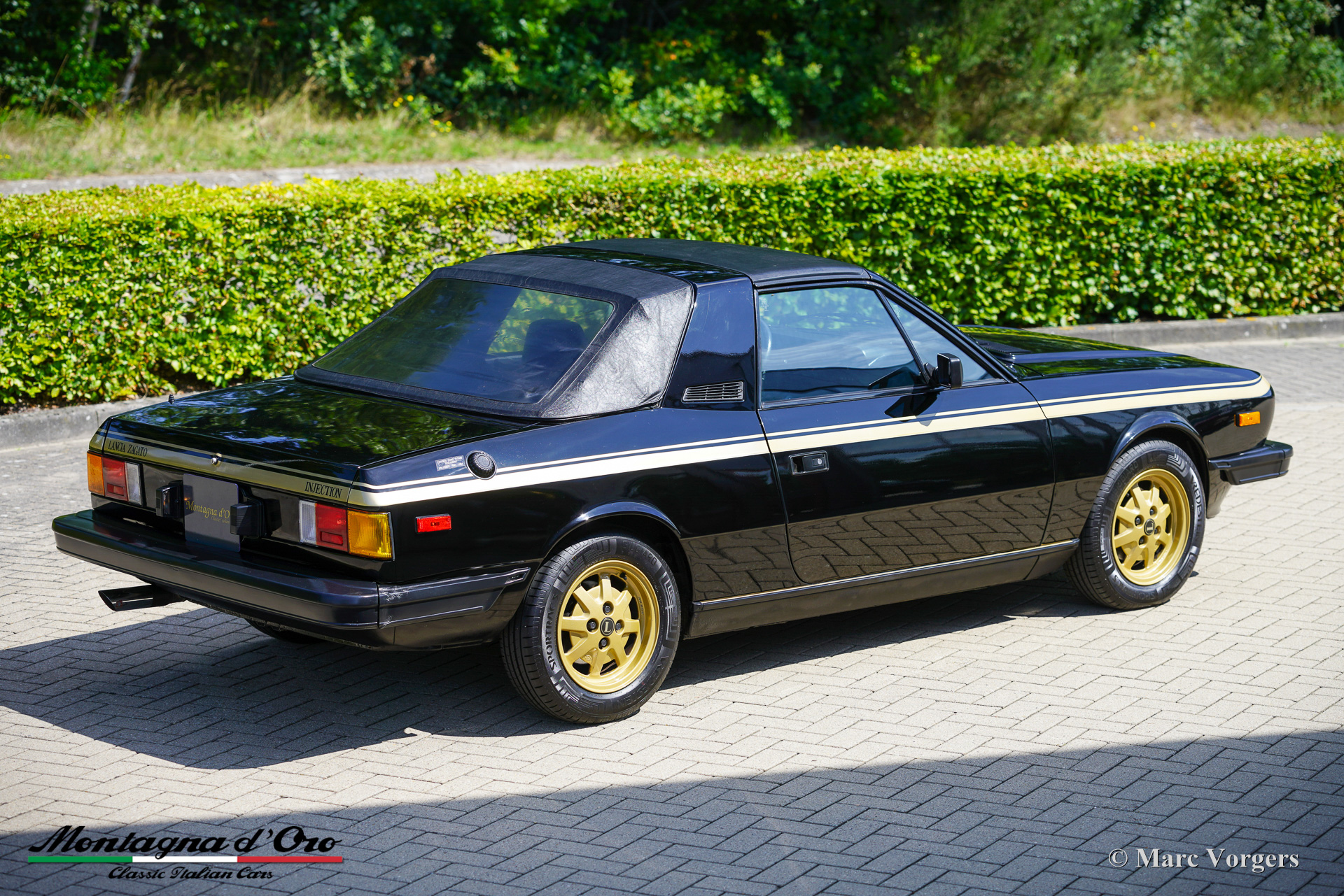 Lancia-Beta-2000-Spider-Zagato-1981-John-Player-Special-Black-Gold-53
