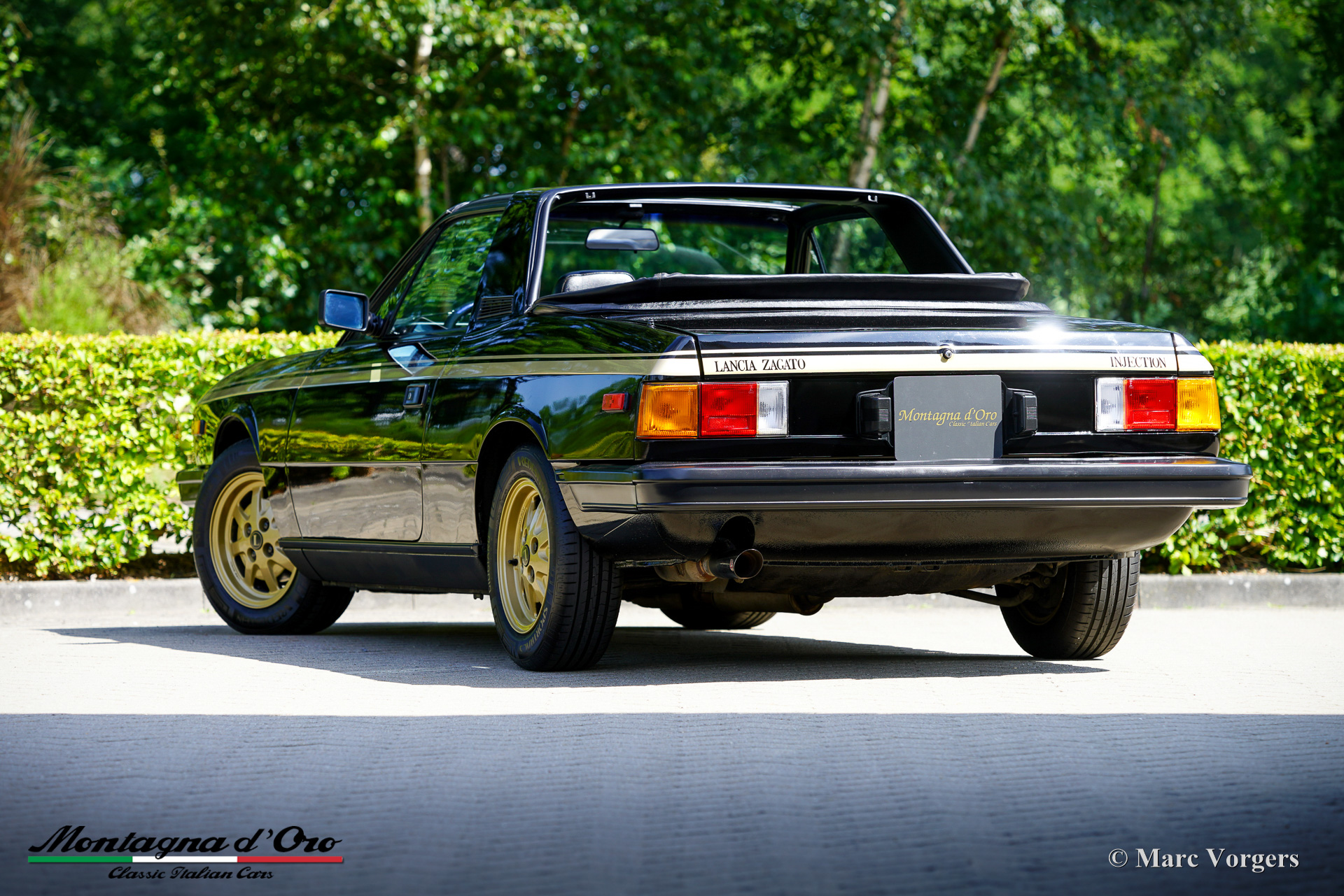 Lancia-Beta-2000-Spider-Zagato-1981-John-Player-Special-Black-Gold-59