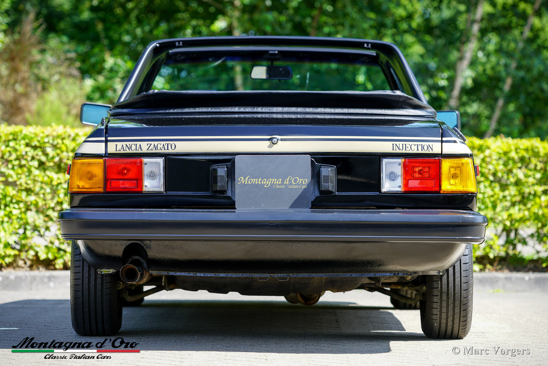 Lancia-Beta-2000-Spider-Zagato-1981-John-Player-Special-Black-Gold-61