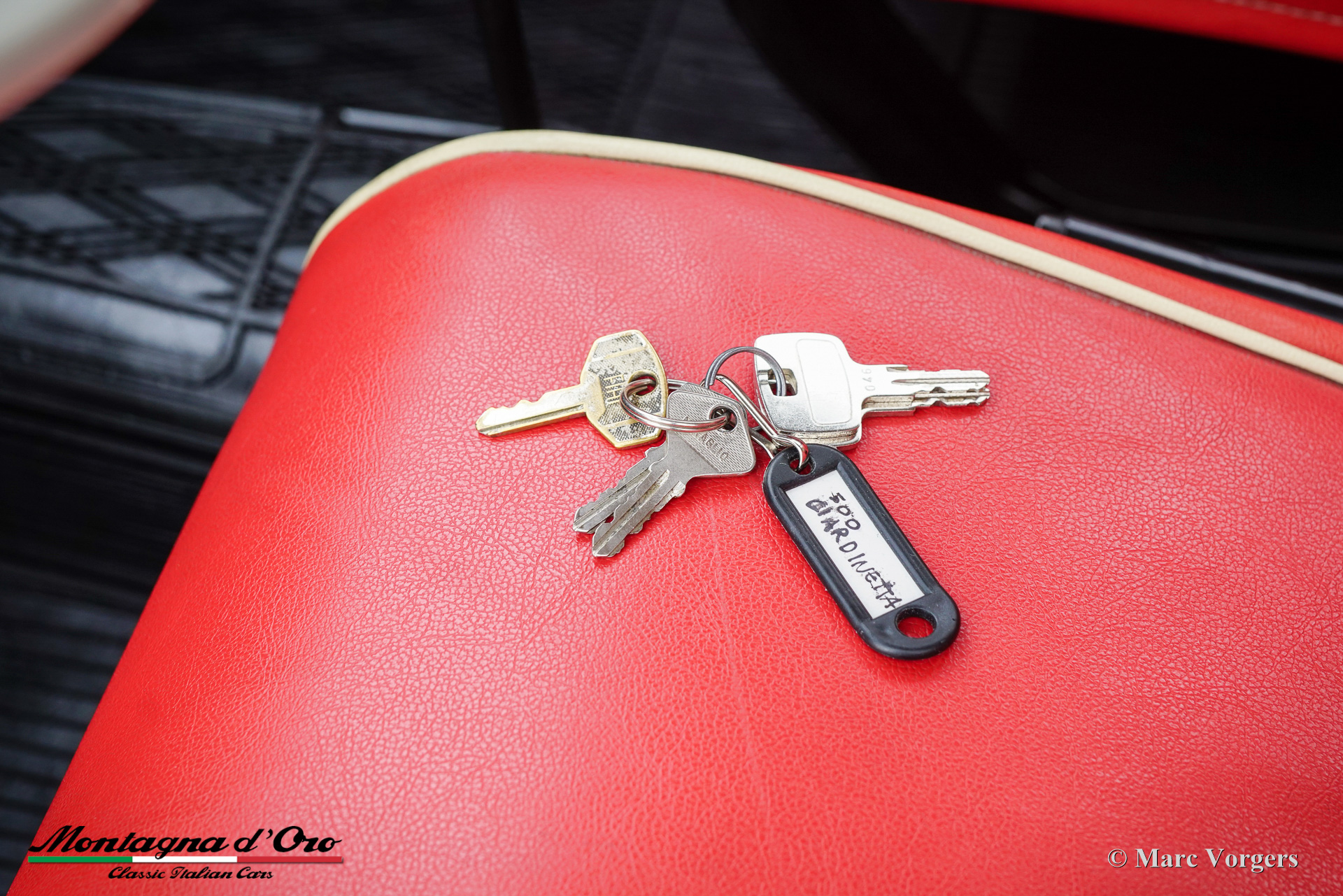 Fiat_120_Nuova_500_Giardiniera_1965_Grey_Beige_12