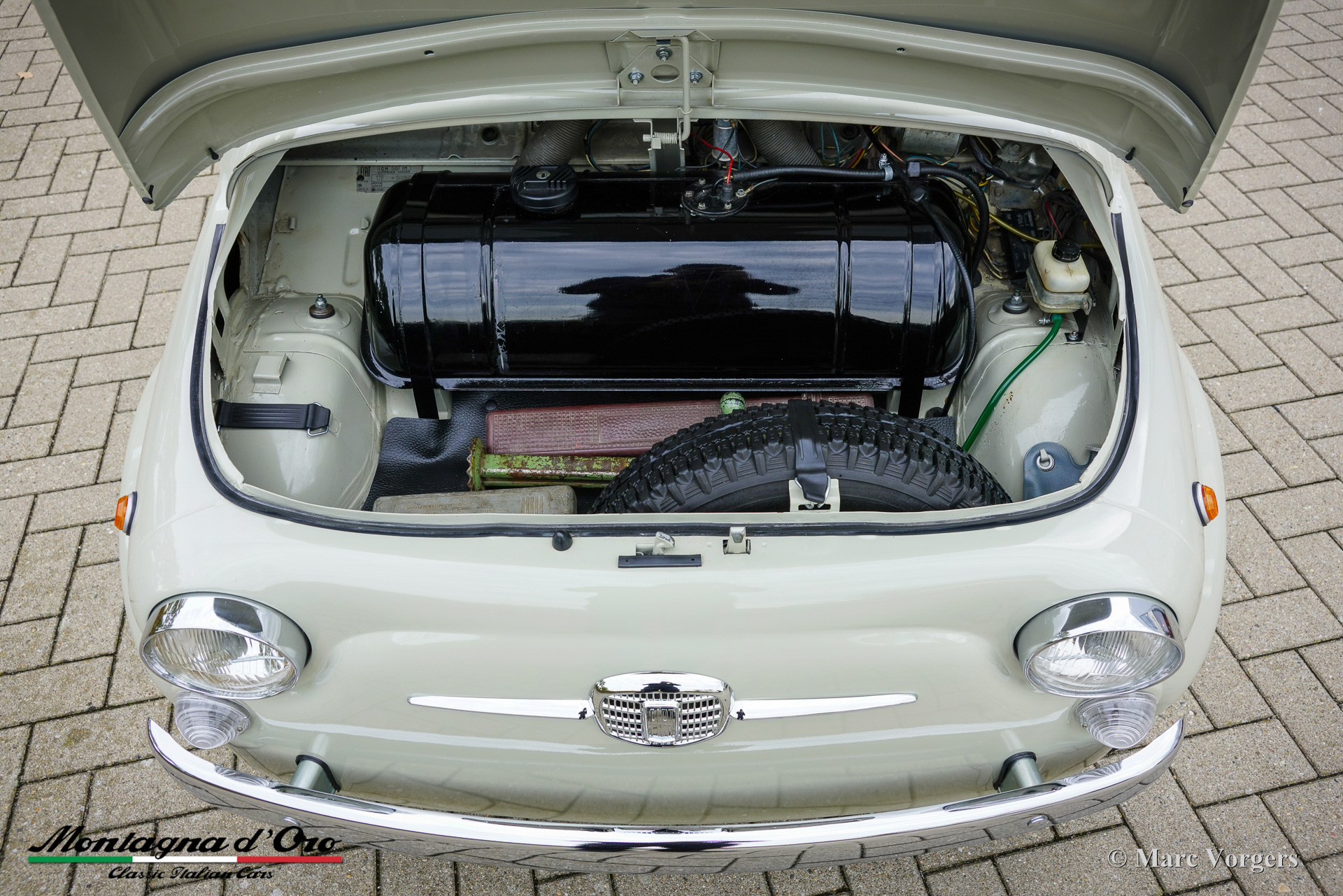 Fiat_120_Nuova_500_Giardiniera_1965_Grey_Beige_21