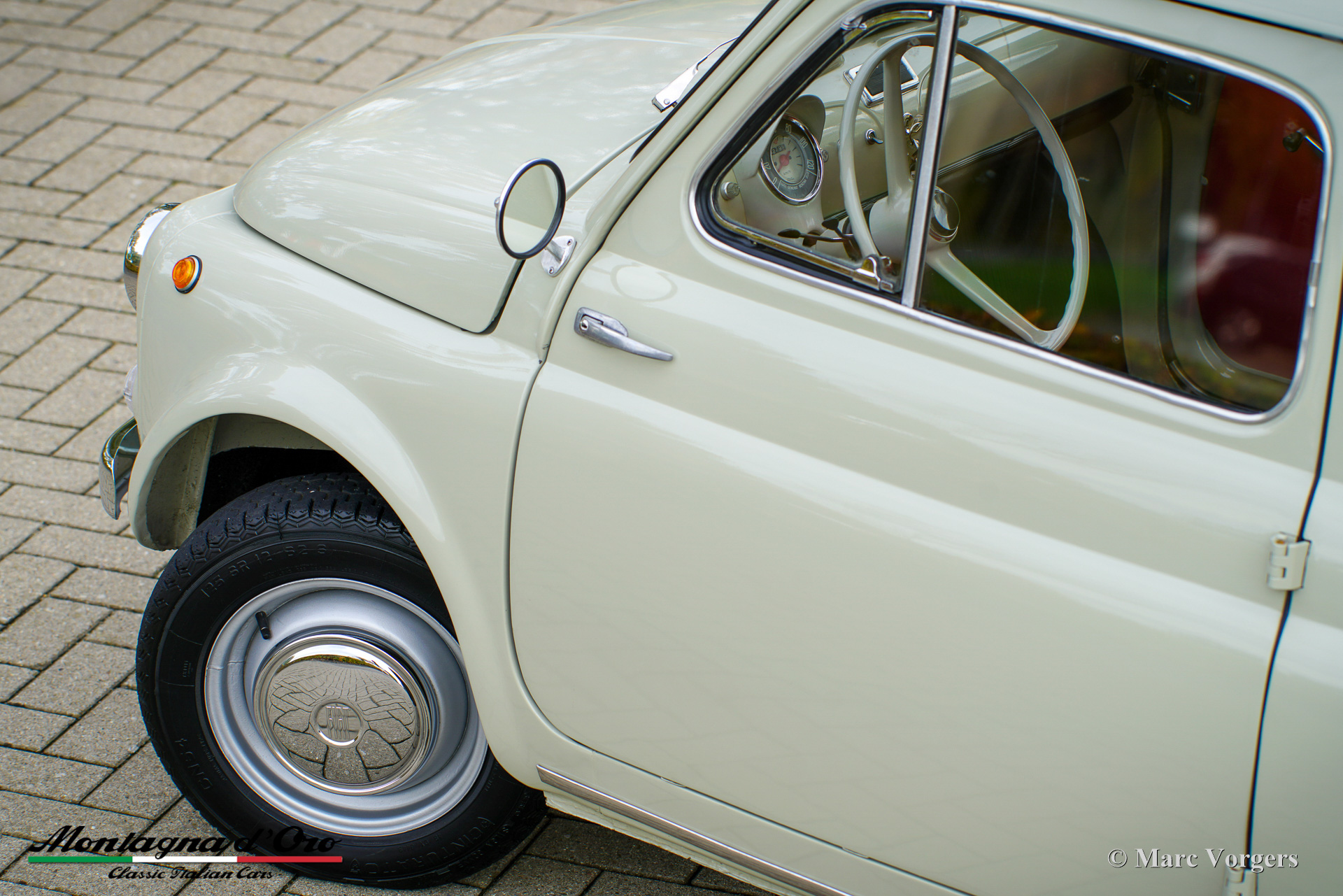Fiat_120_Nuova_500_Giardiniera_1965_Grey_Beige_30