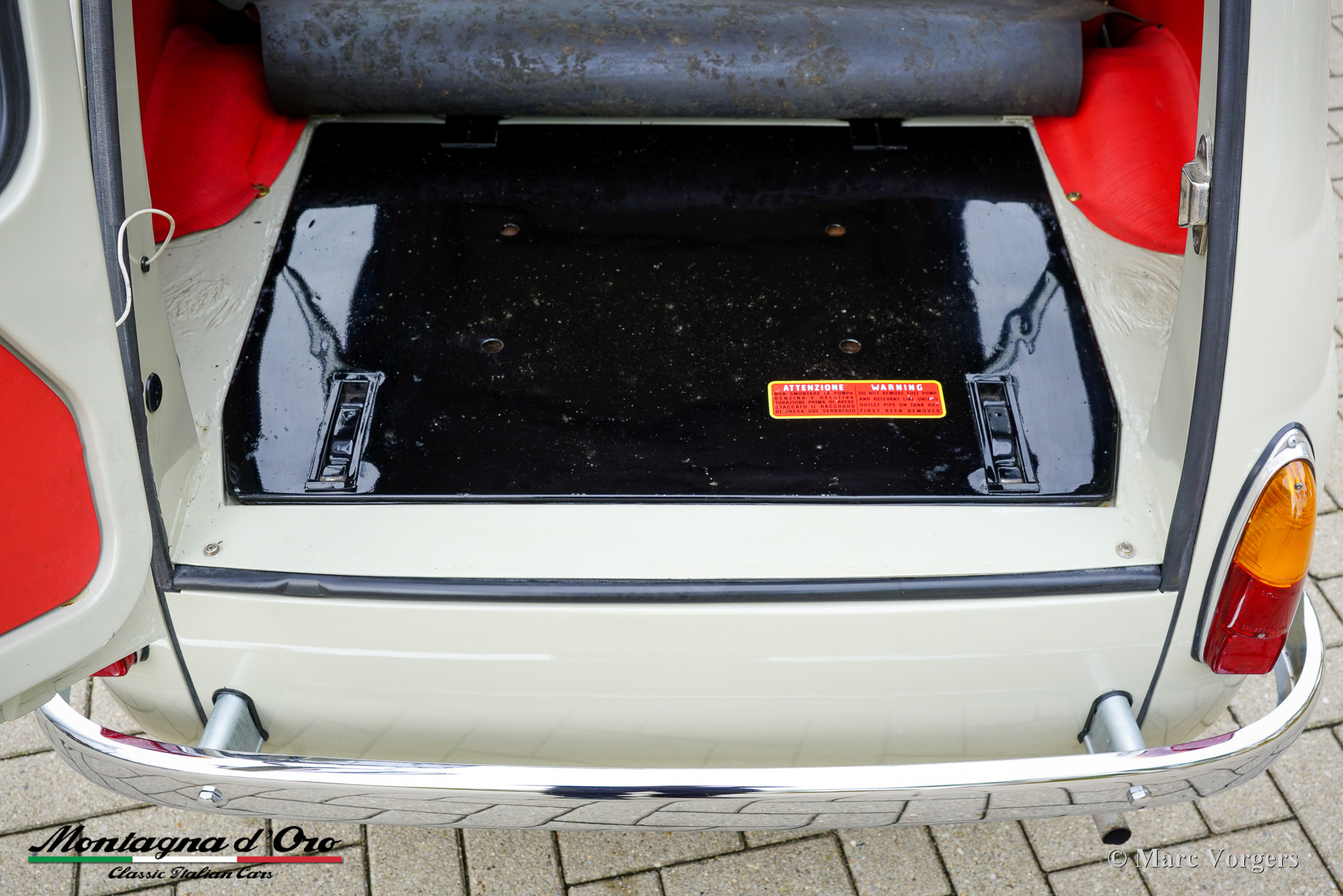 Fiat_120_Nuova_500_Giardiniera_1965_Grey_Beige_54