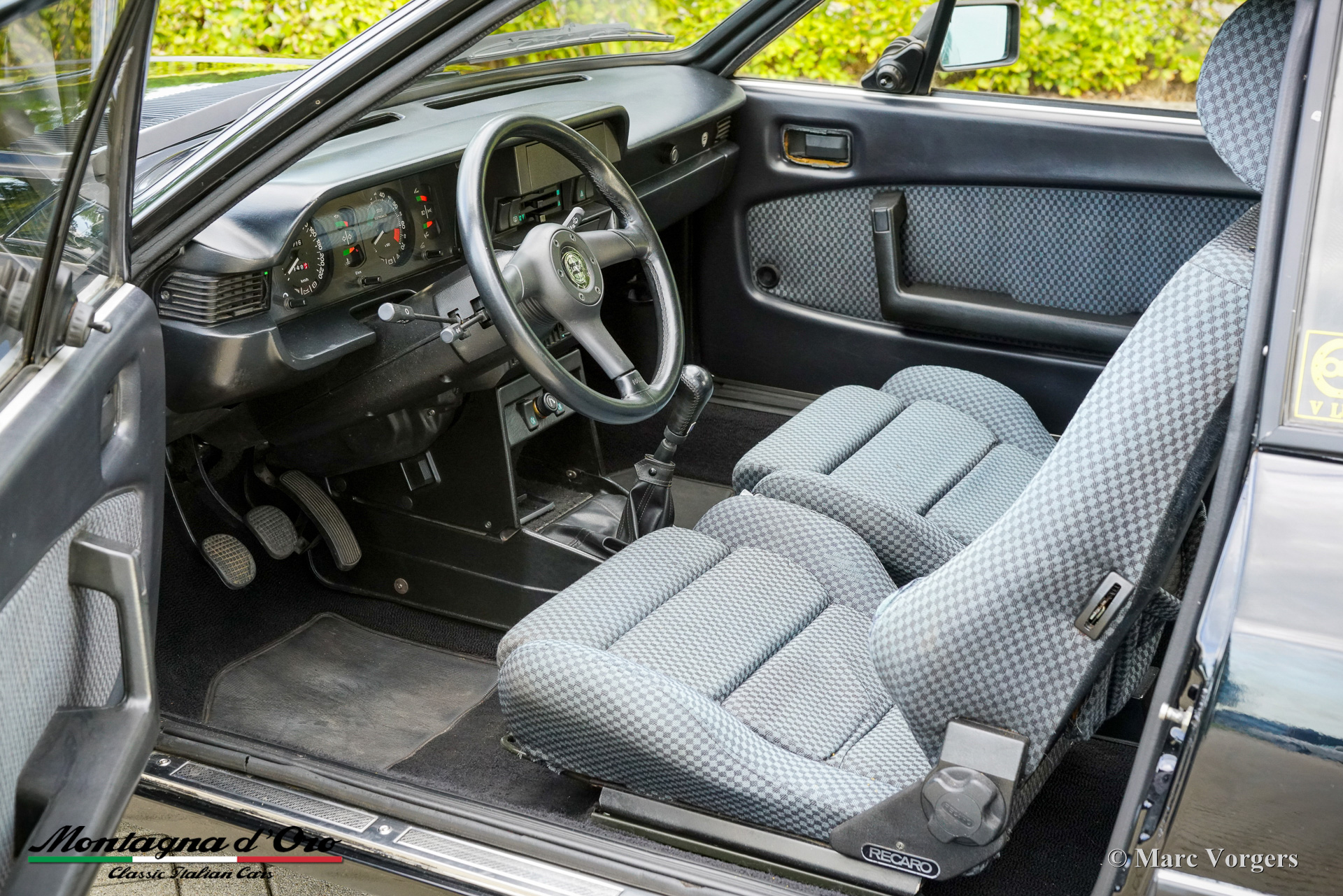 Lancia-Beta-Coupe-VX-Volumex-1984-Nero-Black-Noir-Schwarz-05