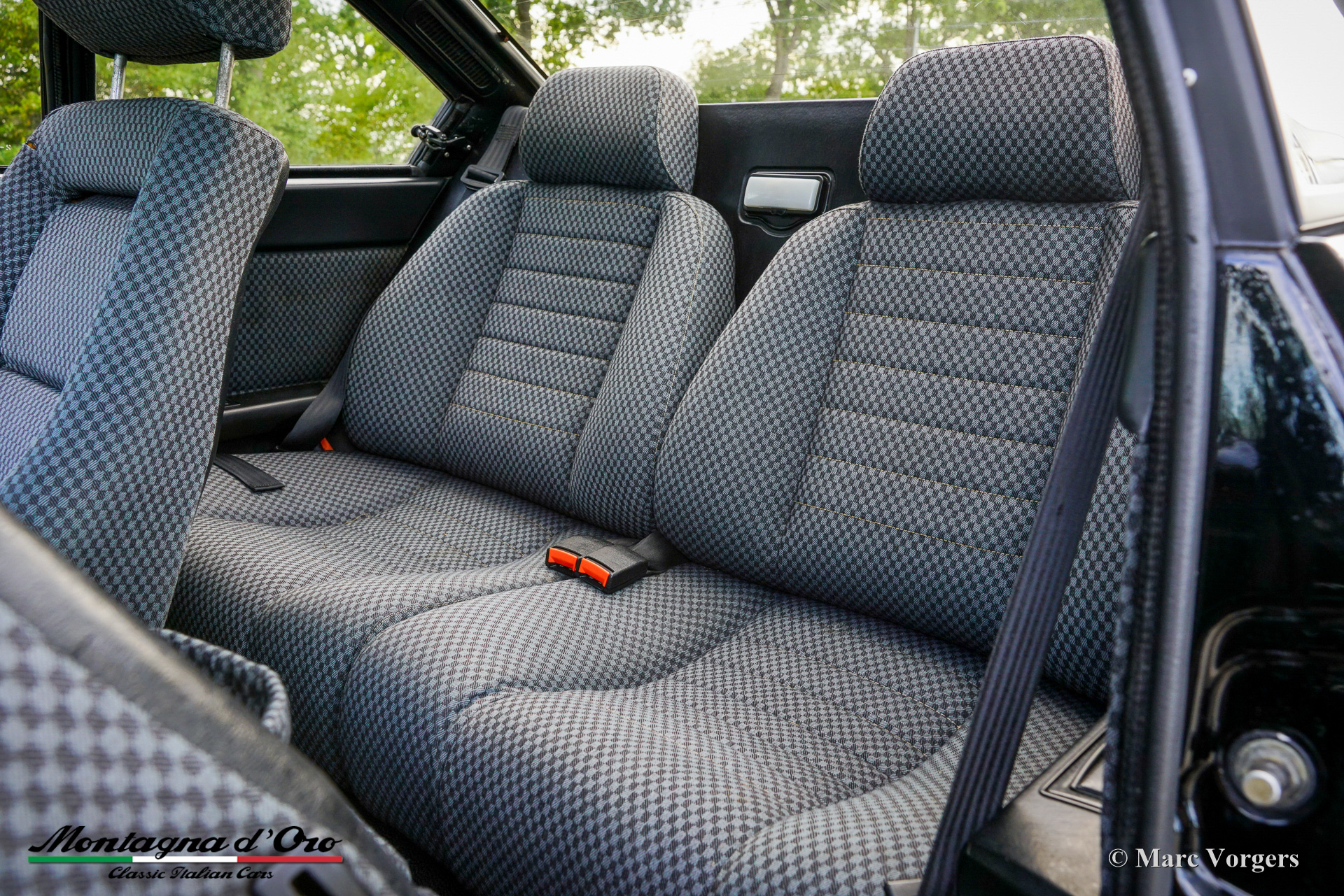 Lancia-Beta-Coupe-VX-Volumex-1984-Nero-Black-Noir-Schwarz-13