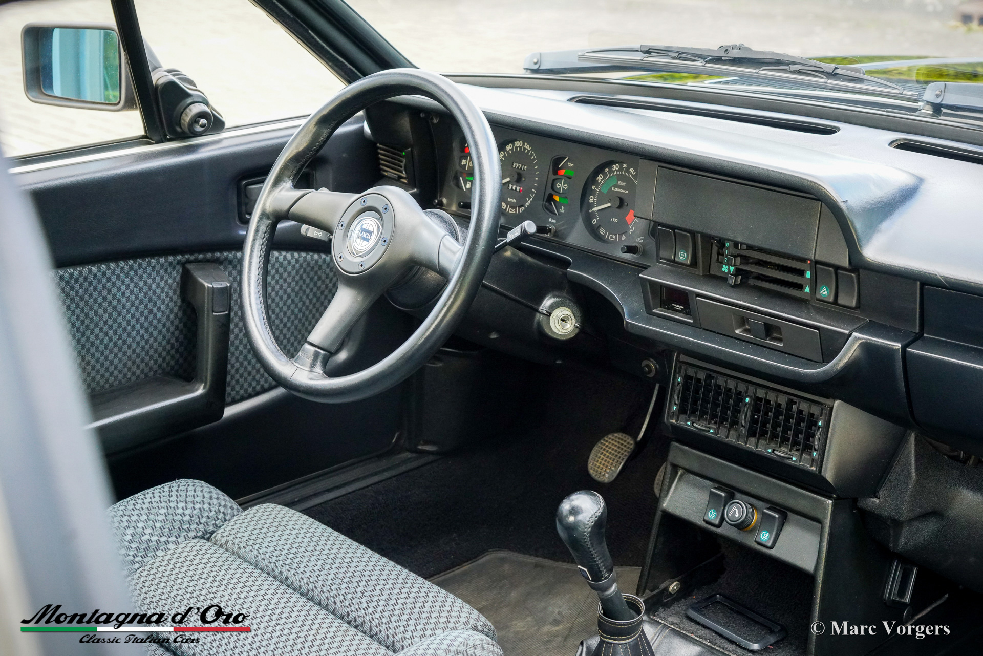 Lancia-Beta-Coupe-VX-Volumex-1984-Nero-Black-Noir-Schwarz-17