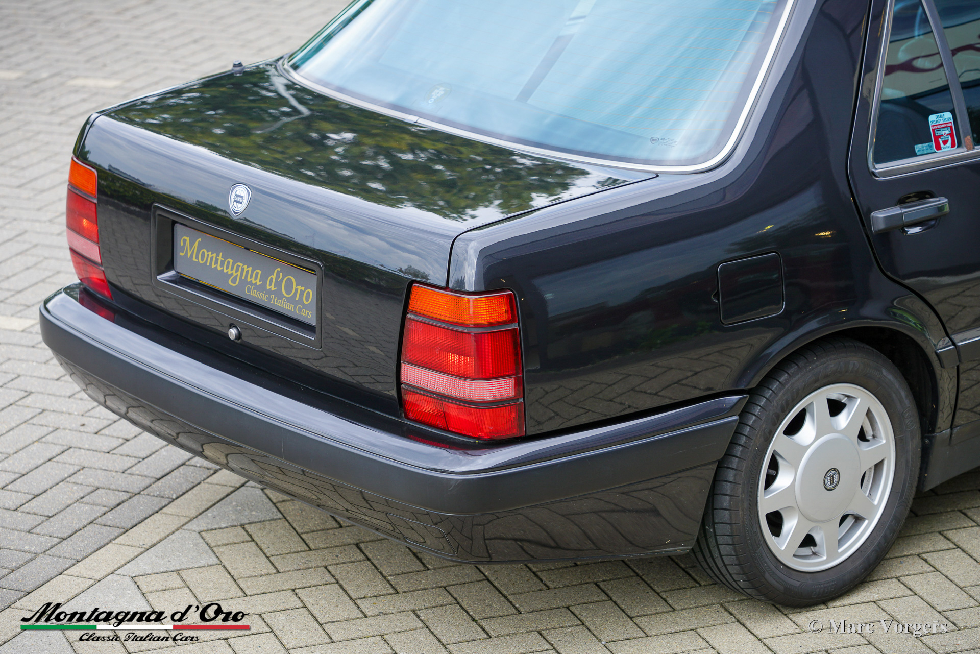 Lancia-Thema-Turbo-16V-LX-1993-Nero-632-Black-Noir-Schwarz-39