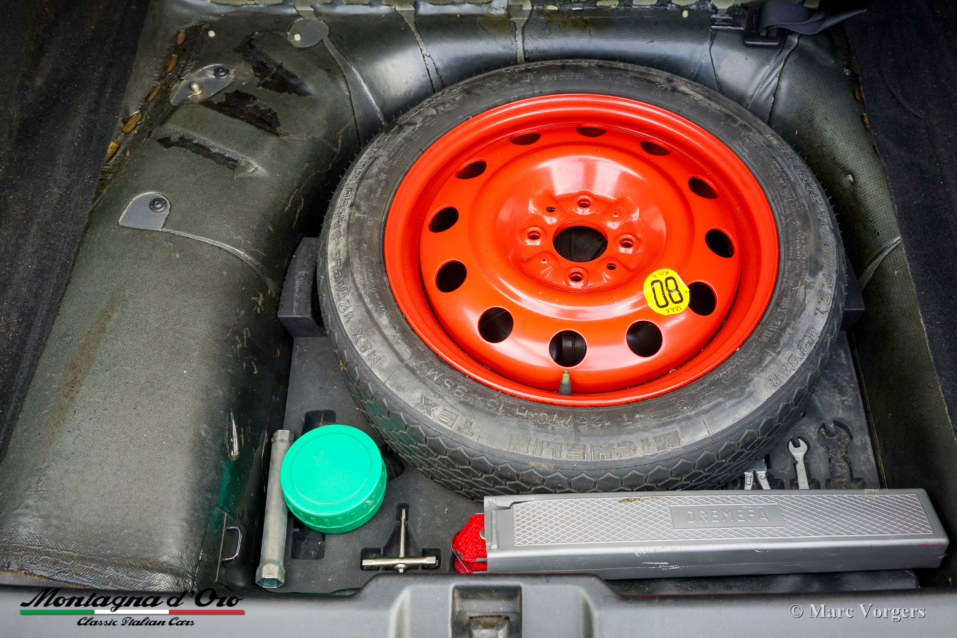 Lancia-Thema-Turbo-16V-LX-1993-Nero-632-Black-Noir-Schwarz-48