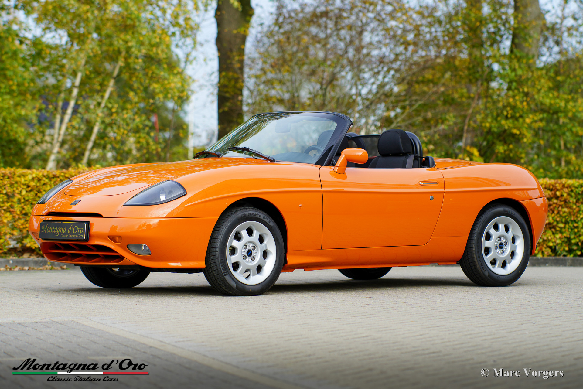 Fiat_Barchetta_Black_Edition_2000_Arancio_Victoria_570_Orange_03