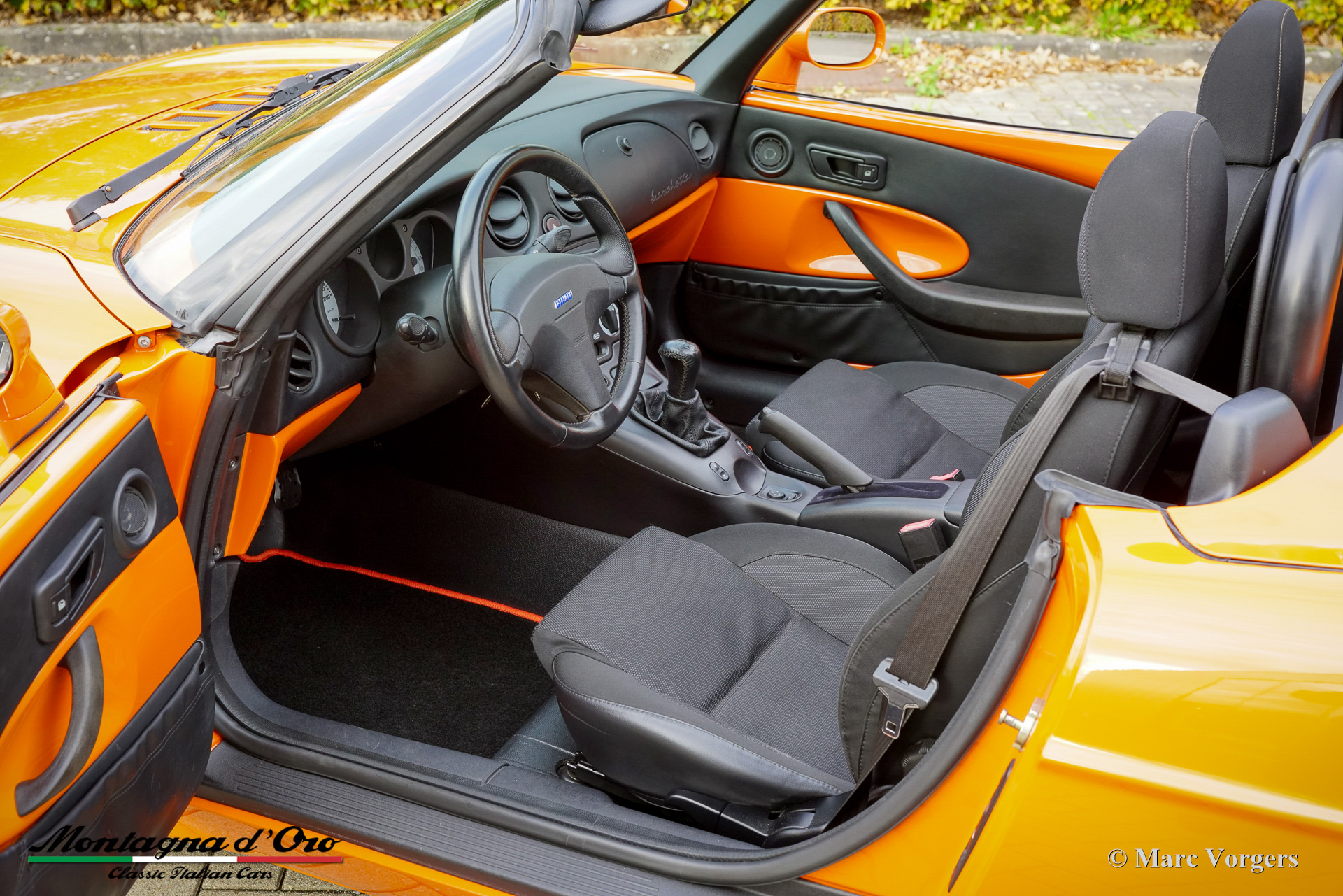 Fiat_Barchetta_Black_Edition_2000_Arancio_Victoria_570_Orange_05