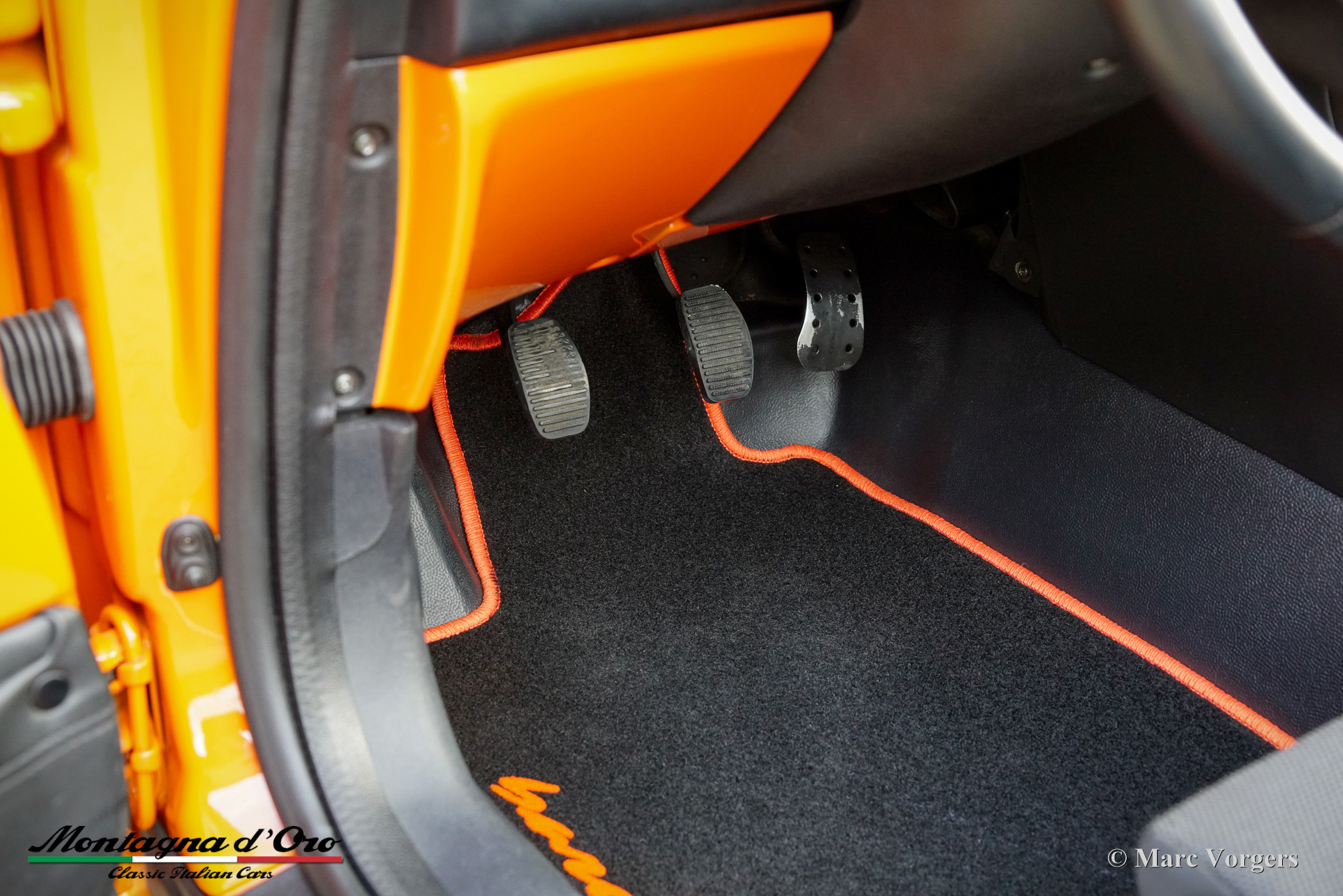 Fiat_Barchetta_Black_Edition_2000_Arancio_Victoria_570_Orange_08