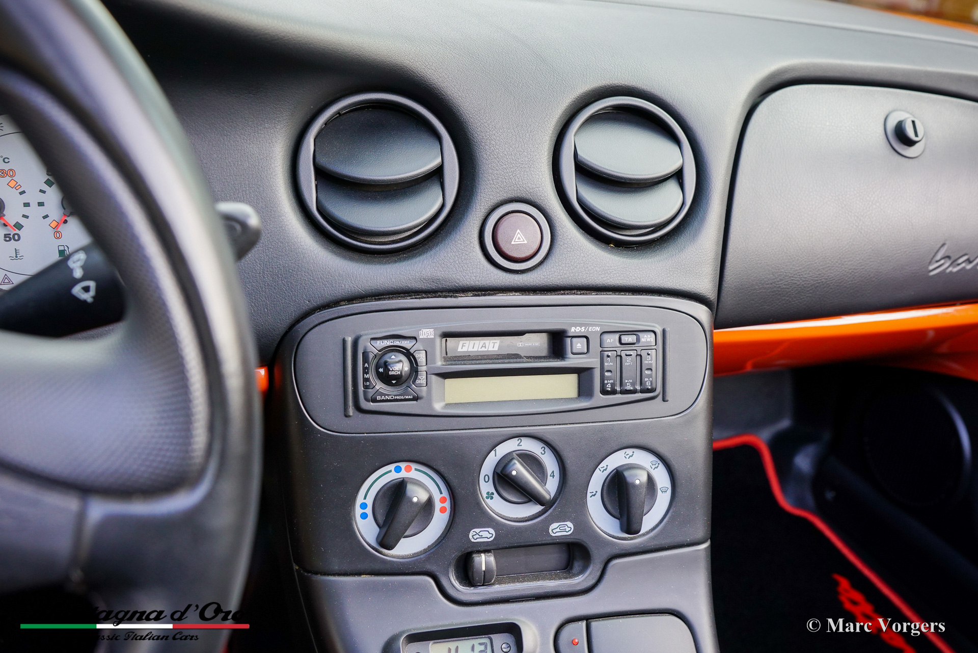 Fiat_Barchetta_Black_Edition_2000_Arancio_Victoria_570_Orange_11