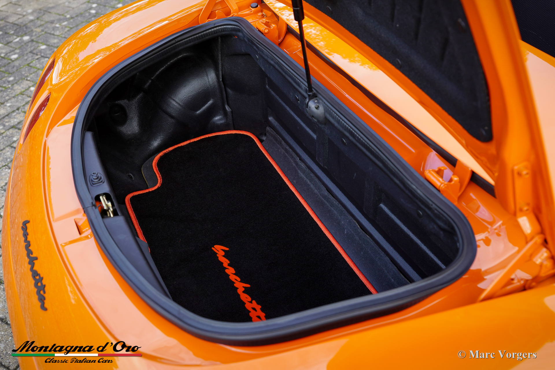 Fiat_Barchetta_Black_Edition_2000_Arancio_Victoria_570_Orange_61