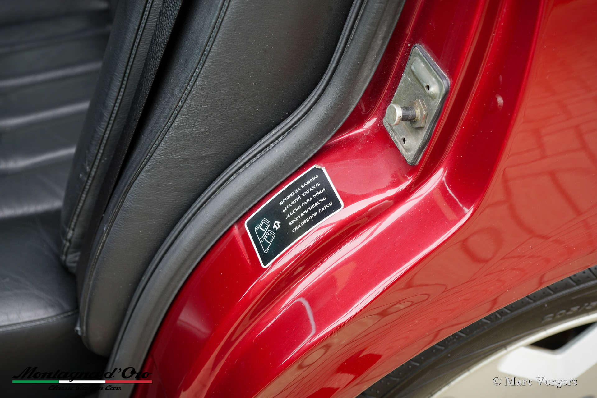 Lancia_Thema_Ferrari_8_32_1988_Rosso_Winner_Red_Rouge_Rot_Metallic_51