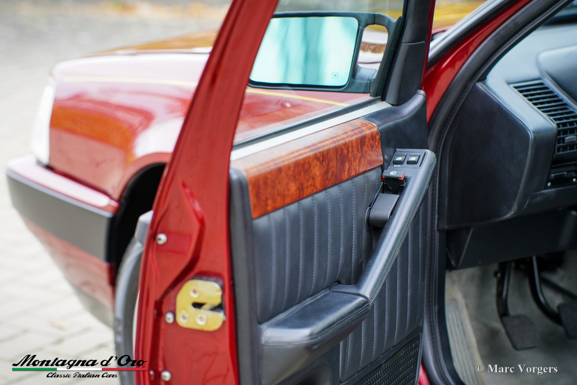 Lancia_Thema_Ferrari_8_32_1988_Rosso_Winner_Red_Rouge_Rot_Metallic_53