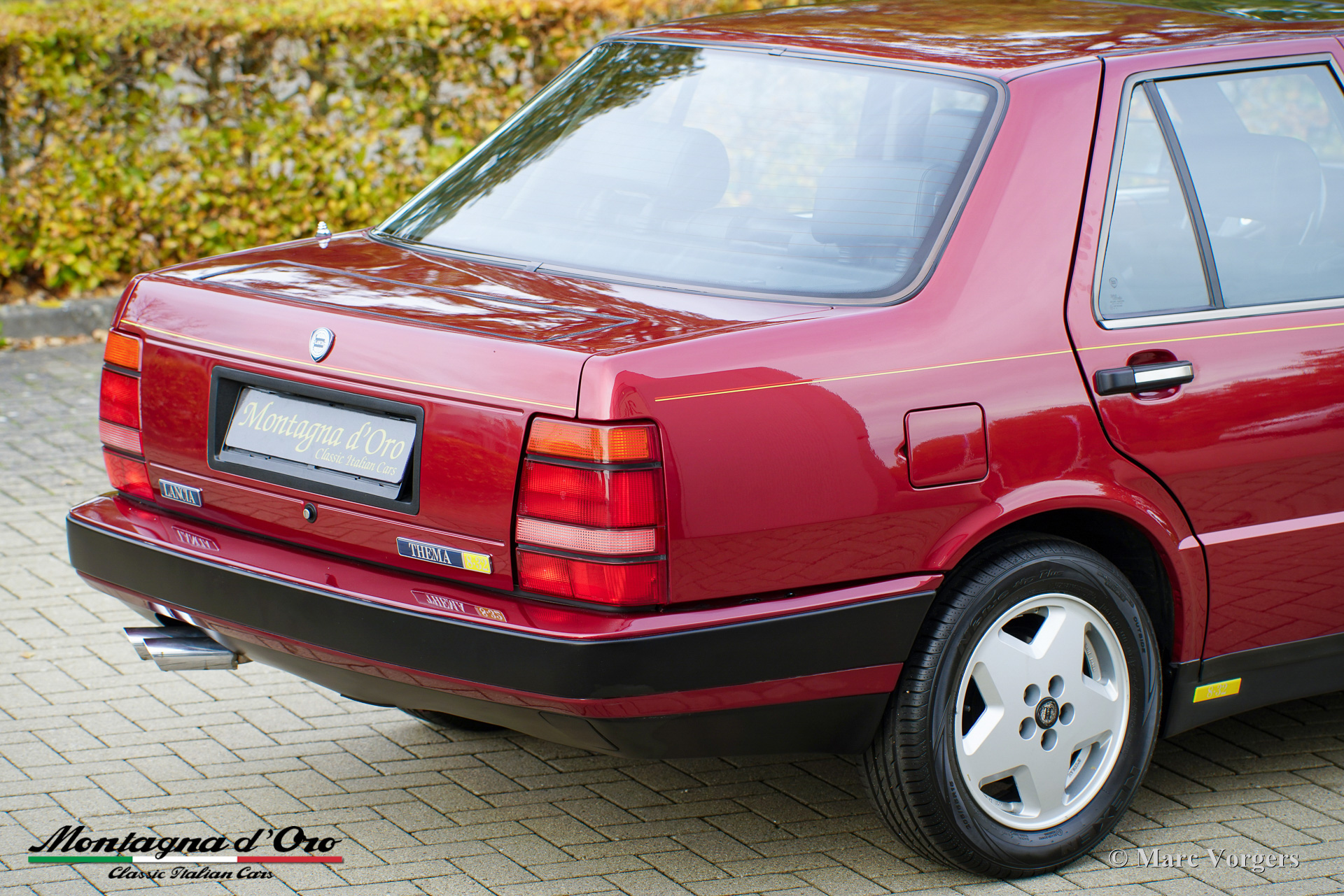 Lancia_Thema_Ferrari_8_32_1988_Rosso_Winner_Red_Rouge_Rot_Metallic_56